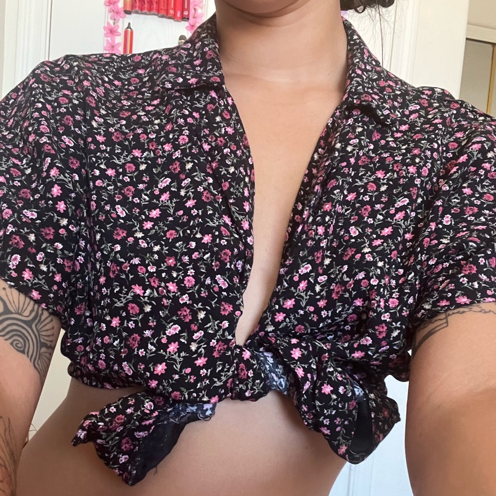 Floral button up